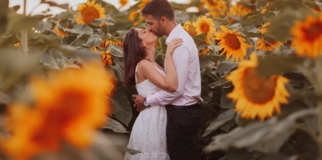 Side-by-side comparison of a raw and AI-edited portrait demonstrating consistent colour grading and tone across a batch of photos